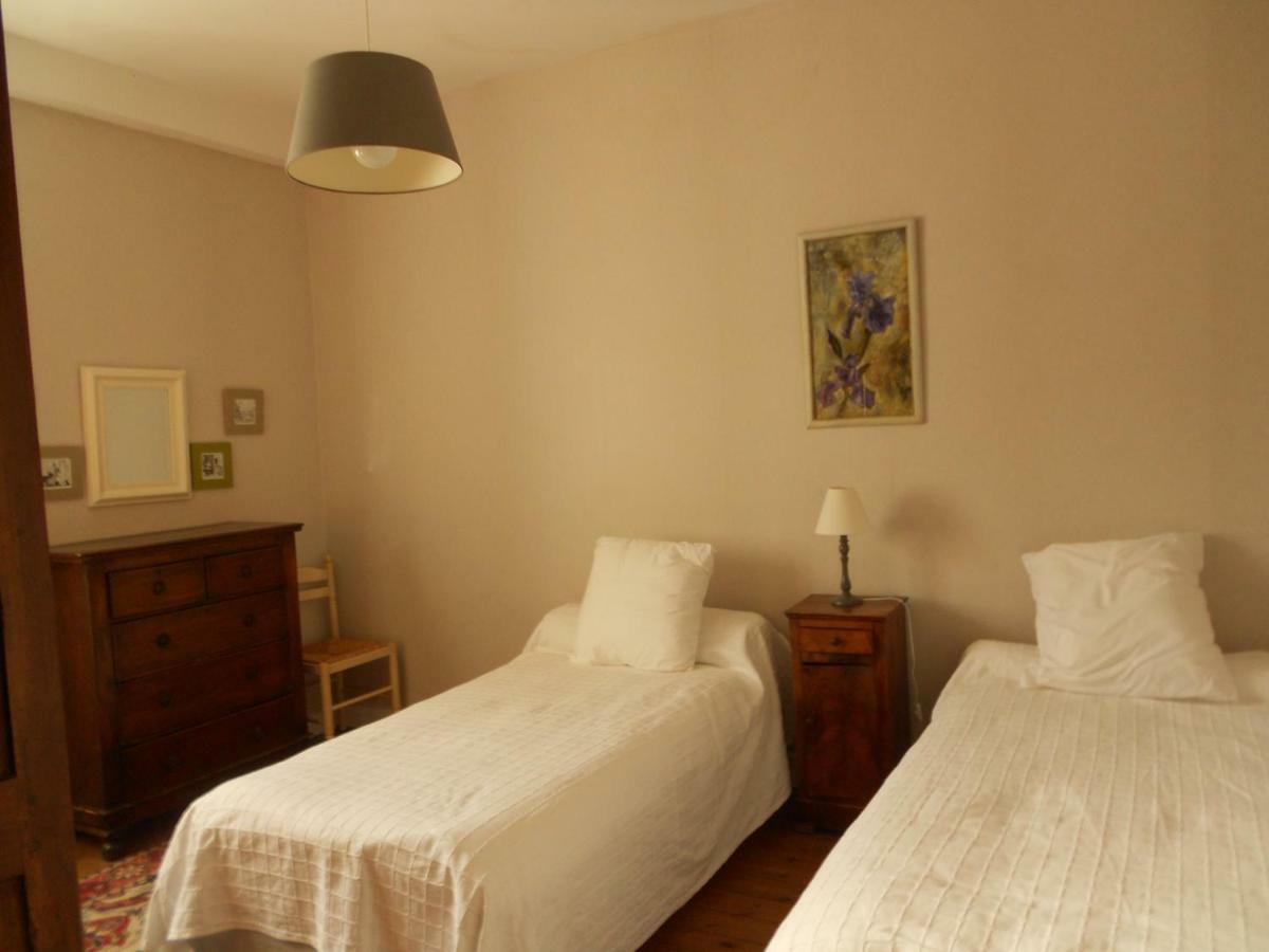 Bed and Breakfast La Tour De Lavalette Angulema Exterior foto